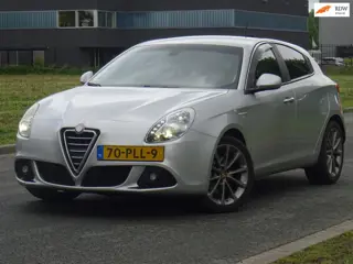 Alfa Romeo Giulietta 1.4 T Distinctive CLIMA/CRUISE/PDC/APK
