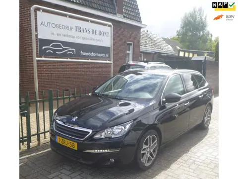 Peugeot 308 SW 1.2 e-THP Blue Lease Executive OLIE BIJ DE KOELVLOEISTOF € 1850