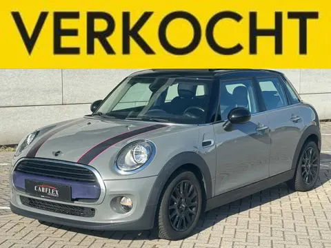 MINI 5-Deurs 1.5 Cooper DAK/PDC/NAVI/CRUISE