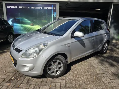 Hyundai I20 1.2i i-Drive | NIEUWE APK | ANDROID | AIRCO | 3/6 OF 12 MND GARANTIE |