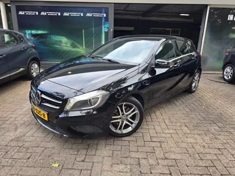 Mercedes-Benz A-klasse 180 Ambition | AUTOMAAT | 3/6 OF 12MND GARANTIE | NAVI | LMV |