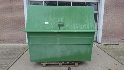 Dieseltank container