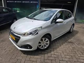 Peugeot 208 1.2 82PK Blue Lion | 2E EIGENAAR | 3/6 OF 12MND GARANTIE | NAVI | AIRCO | CRUISE |