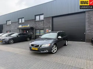 Volvo V70 2.0T R-Edition | 3E EIGENAAR | AUTOMAAT | LEDER | NAVI | XENON | CRUISE | TREKHAAK |