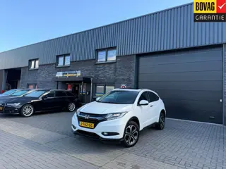 Honda HR-V 1.5 i-VTEC Executive | 1E EIGENAAR | 3/6/12MND GARANTIE | AUTOMAAT | PANO | LED | DAB | N