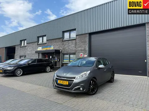 Peugeot 208 1.2 110PK Allure | 2E EIGENAAR | 3/6/12MND GARANTIE | PANO | DAB | CARPLAY | NAVI | CRUI