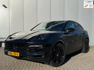 Porsche Cayenne Coupé 3.0 E-Hybrid | Sport Chrono | Panodak | Passagiersdisplay | Bose Audio | Lucht