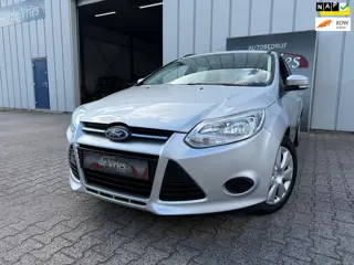 Ford Focus Wagon 1.6 TI-VCT Trend / Airco / Navi / Cruise control / Trekhaak /