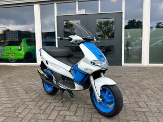 Gilera Scooter Runner 180 FXR/Polinie Kleuren/Valbeugels/M08/Dubbeldisk/Kenteken.