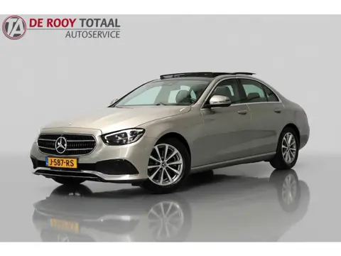 Mercedes-Benz E-Klasse 200 Business Solution Avantgarde 198PK, RIJKLAAR | PANORAMADAK | SFEERVERLICH