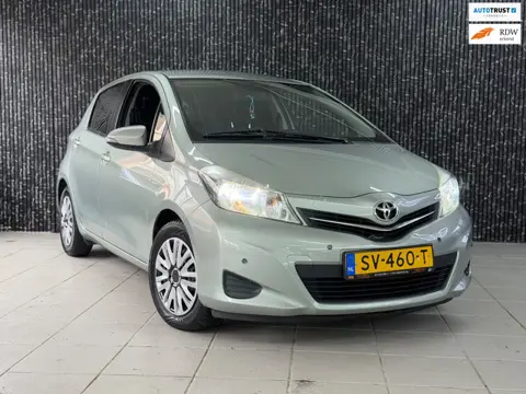 Toyota Yaris 1.3 VVT-i Dynamic Automaat | Airco | camera