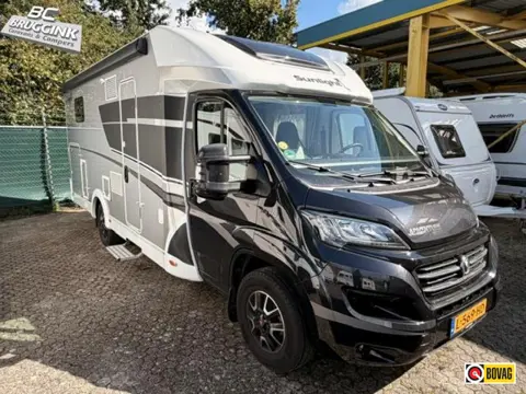 Sunlight T 68 Adventure Edition ENKELE BEDDEN