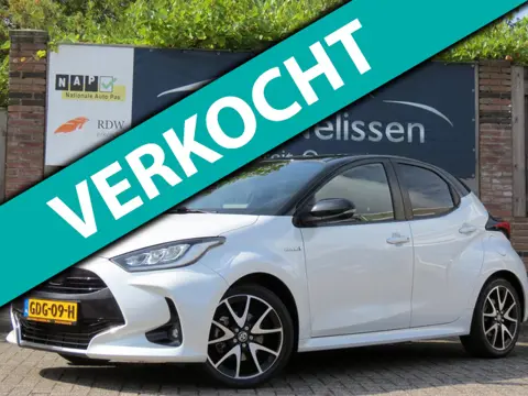 Toyota Yaris 1.5 Hybrid Executive Bi-Tone ! VERKOCHT !