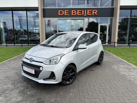 Hyundai i10 1.0i Comfort Navi I Trekh. I Carplay (bj 2019)
