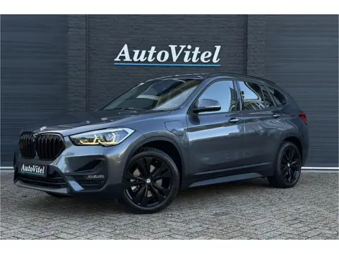 BMW X1 xDrive25e | Sportstoel | Camera | Comfort Access | LED | Elektrische Klep | 35X op voorraad