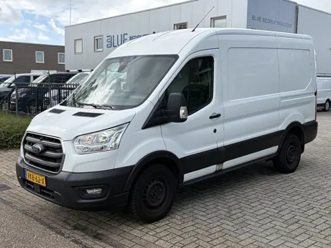 Ford Transit 350 2.0 TDCI 130PK Euro6 Automaat L2H2 Trend ✓ airco ✓ navigatie ✓ camera ✓ APK 04-2027