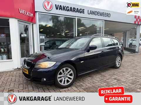 BMW 3-serie Touring 320i, trekhaak. Leder. Apk juli 2027