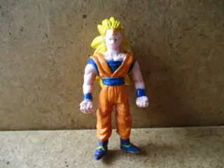 Dragonball z poppetje adv7975