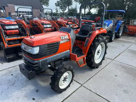 Kubota T240
