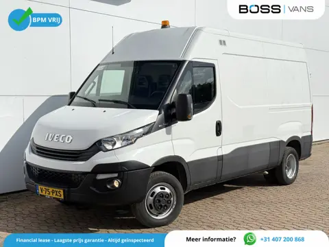 Iveco Daily 35C14 2.3 L2H2 Dubbellucht Airco Cruise control Camera Trekhaak 3,5t Inbouw lucht geveer