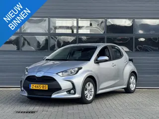 TOYOTA YARIS 1.5 HYBRID 115 ACTIVE I AUTOMAAT I APPLE CARPLAY I P-CAMERA I ADAPTIVE CRUISE CONTROL