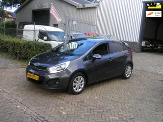 Kia Rio 1.2 CVVT Super Pack nap pas airco nieuwe apk