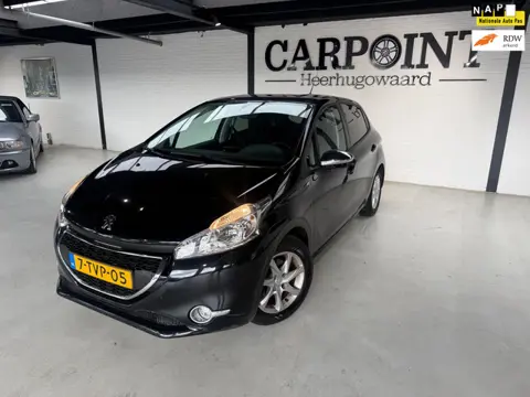 Peugeot 208 1.2 VTi Style 2014 Apk Sept 2027 Cruise Airco NAP Lm velgen