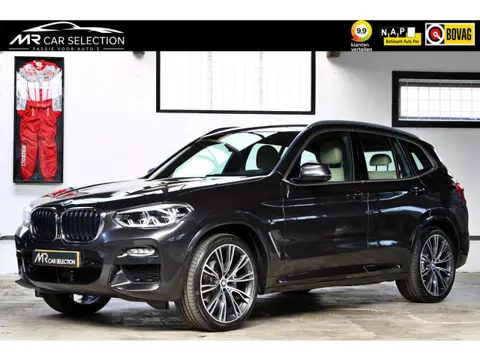 BMW X3 xDrive20i High Executive M Sport | HUD | 21" | Adap. cruise | Trekhaak | Dealer onderhouden