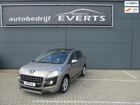 Peugeot 3008 1.6 e-HDI Active 115001 Km met rapport en boekjes aantoonbaar iets schade zie foto meen