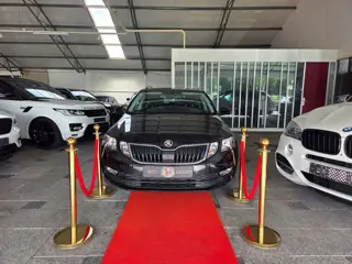 Skoda Octavia Combi 1.6 TDI AUTOMAAT 2017 NEW MODEL !