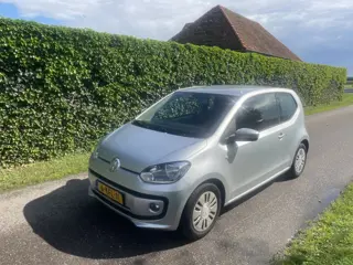 Volkswagen up! 1.0 high up! BlueM. inruil koopje (bj 2013)