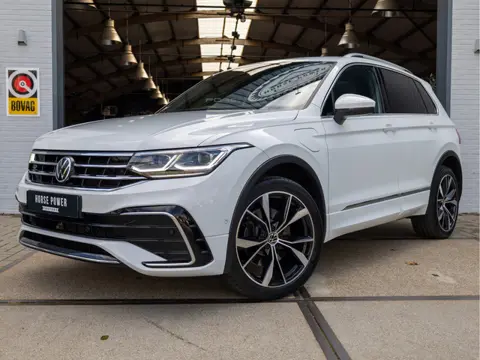 Volkswagen Tiguan 1.4 TSI eHybrid R-Line Business+ *Pano | IQ | ACC | 20" | Trekhaak | Stoelverw. (a