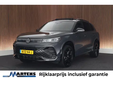 Volkswagen Tiguan 1.5 204pk eHybrid R-Line Edition Black Style Trekhaak 360Camera Keyless Massage Pa
