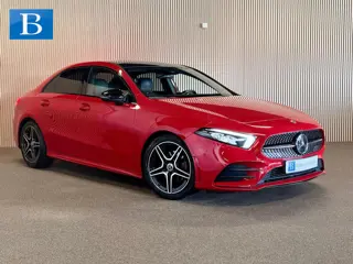 Mercedes-Benz A-Klasse 200 Sedan AMG STYLING-PANORAMA-NIGHT-CAMERA-WIDESCREEN-APPLE CARPLAY