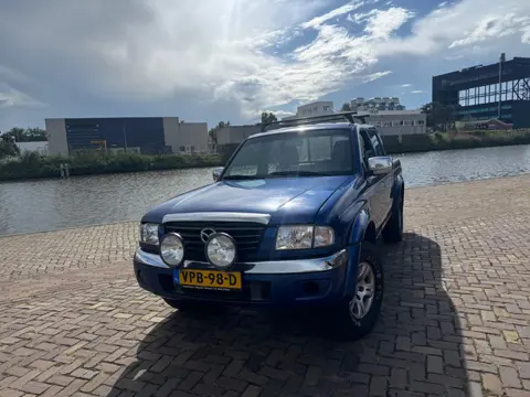 Mazda B2500 DOUBLE CAB