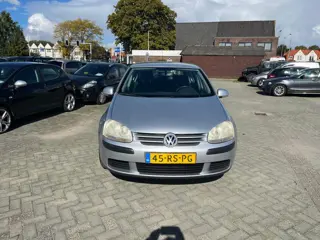 Volkswagen Golf 1.6 Comfortline airco lm velgen elec ramen rondom