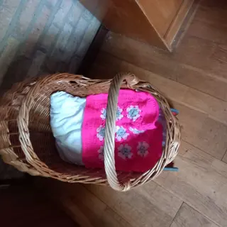 poppenwagen, riet - met matrasje en dekje