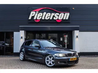 BMW 1-serie 130i M-Pakket PANO KLEPPENSYSTEEM NAVI CLIMA