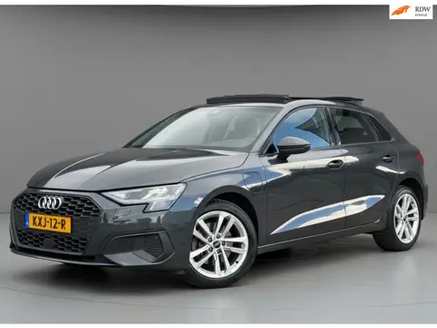 Audi A3 Sportback 40 TFSI e Edition|Pano|Carplay|Virtual|Adaptive|BTW
