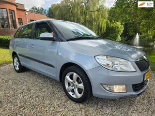 Skoda Fabia Combi 1.2 TSI AUTOMAAT/airco/CRUISE