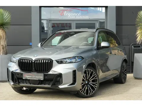 BMW X5 xDrive50e M Sport | 495 PK | PHEV | Pano | HUD | 360° | Softclose BMW X5 xDrive50e M Sport 49