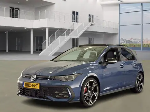 Volkswagen Golf 2.0 TSI GTI 5DRS 360 CAMERA HEAD-UP ORIG.NL PANORAMADAK 265PK 1E EIG. NW.PR €71.500,