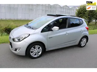 Hyundai Ix20 1.4i i-Vision met Panorama dak