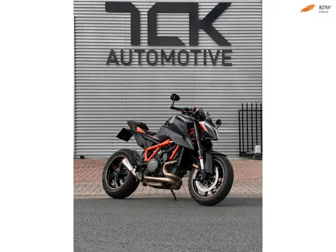 KTM 1290 SuperDuke R ABS Techpack/Quickshifter/Launchcontrol/Carbon