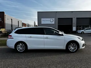 Peugeot 308 SW 1.2 PureTech Blue Lease Active NW RIEM, LEDER