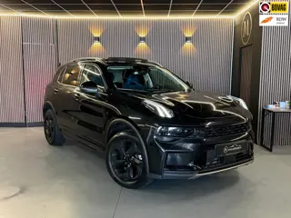 Lynk & Co 01 HEV 1.5| Pano|Stoelverwarming|Keyless|black Edtion|sfeer|camera|memory