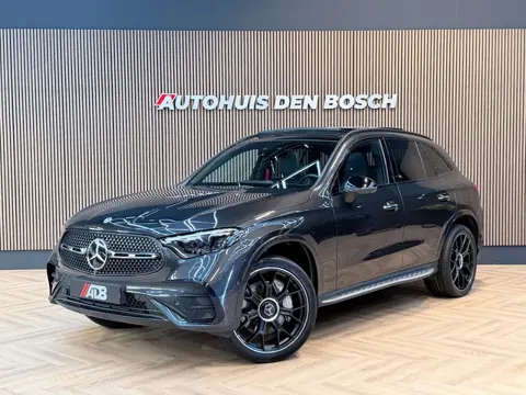 Mercedes-Benz GLC-klasse 400e 4MATIC AMG Line 381PK - Pano