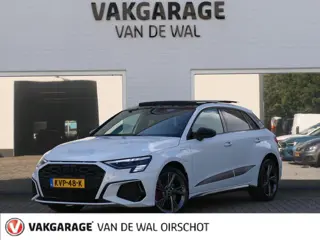 Audi A3 Sportback 45 TFSI e S-line Competition | Black optic | Panoramadak | Elektrisch verstelbare 