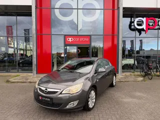 Opel Astra 1.4 Turbo Cosmo