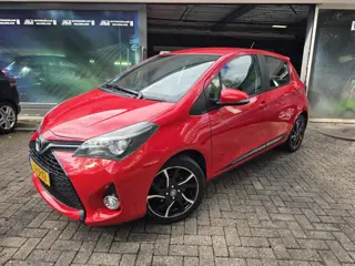 Toyota Yaris 1.3 VVT-i Dynamic | 1E EIGENAAR | 3/6 OF 12MND GARANTIE | AIRCO | LMV | CAMERA | NAVI |